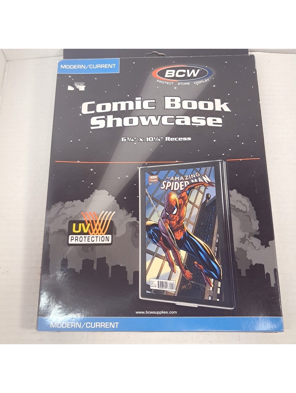 BCW UV Protected Current/Modern Comic Book Showcase Wall Mountable Display frame